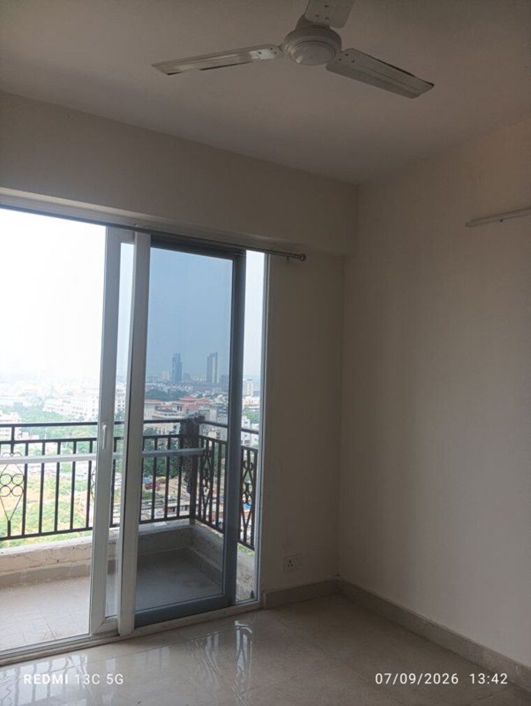 Room, signature-global-prime 2 Bedroom 573 Sq.Ft. Apartment In Sector 63a Gurgaon 10659060