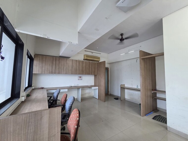 Team Area, prakash nagar Commercial Office Space 227 Sq.Ft. In Prakash Nagar Mumbai 10659067