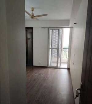 Room in 3 BHK Apartment at Nagla – for Rent