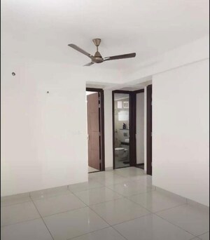 Room in 3 BHK Apartment at Nagla – for Rent