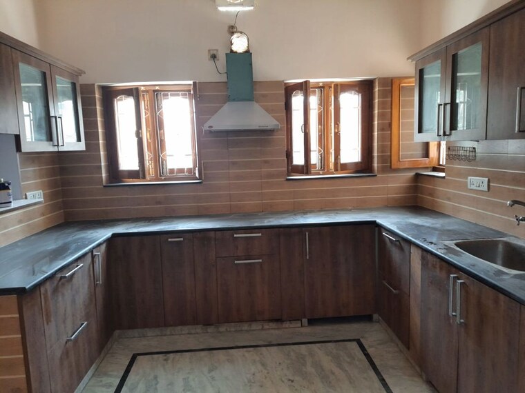 Kitchen, aman vihar 2 Bedroom 1800 Sq.Ft. Builder Floor In Aman Vihar Dehradun 10659123