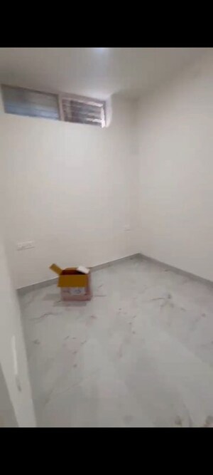 Room in 4 BHK Builder Floor at Greater Kailash ii – for Rent