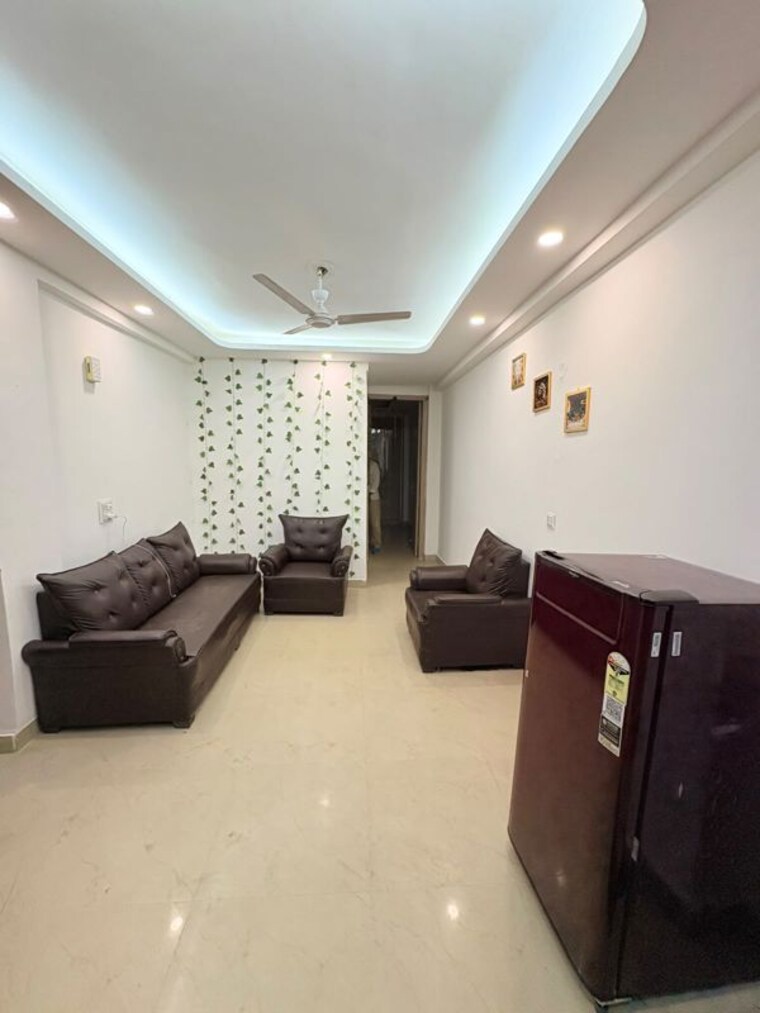 Team Area, freedom fighters enclave 1 Bedroom 650 Sq.Ft. Apartment In Freedom Fighters Enclave Delhi 10659187