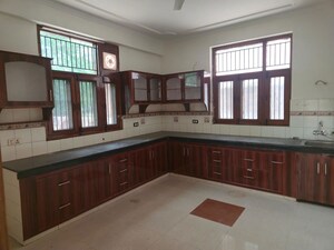 Balcony in 2 BHK Villa at Sector 44 – for Rent