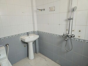 Bathroom in 2 BHK Villa at Sector 44 – for Rent