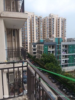 2 BHK +Apartment For Sale in Signature Global Prime