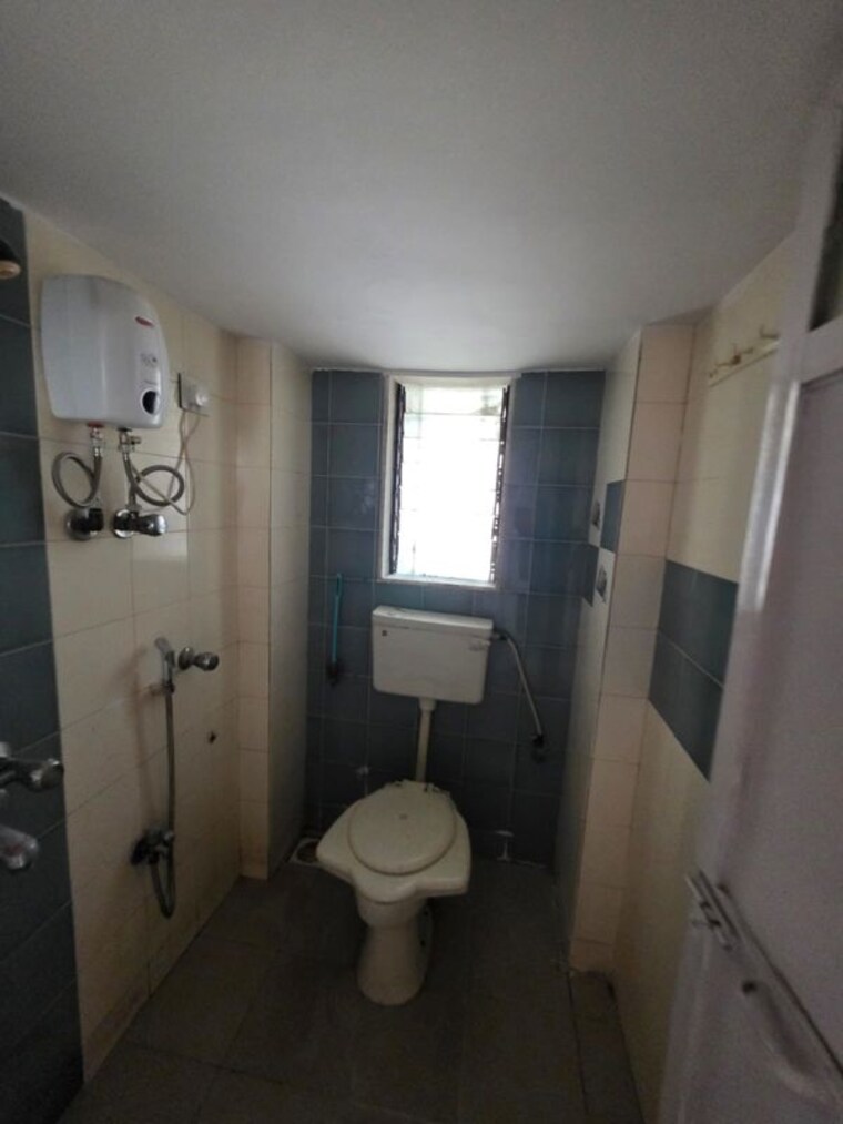 Bathroom, aastha-heights 2 Bedroom 950 Sq.Ft. Apartment In Goregaon West Mumbai 10659221