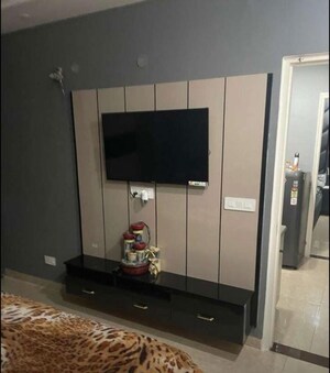 Room in 3 BHK Apartment at Ambala Highway – for Rent