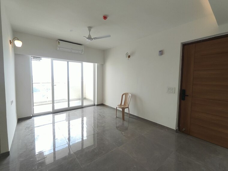 Room, tulip-yellow 3 Bedroom 1704 Sq.Ft. Apartment In Sector 69 Gurgaon 10659236