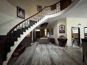 Staircase in 6+ BHK Independent House at Sector 12 A – for Rent