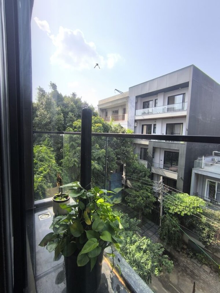 Exterior View, bptp-amstoria-country-floor 4 Bedroom 4500 Sq.Ft. Builder Floor In Sector 102 Gurgaon 10659252