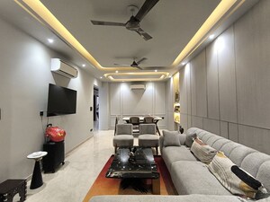 Gym in 4 BHK Builder Floor at BPTP Amstoria Country Floor, Sector 102 – for Sale
