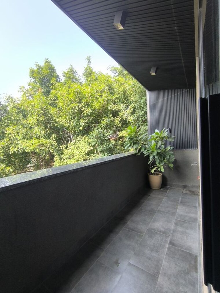 Balcony, bptp-amstoria-country-floor 4 Bedroom 4500 Sq.Ft. Builder Floor In Sector 102 Gurgaon 10659252