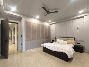 Bedroom in 4 BHK Builder Floor at BPTP Amstoria Country Floor, Sector 102 – for Sale