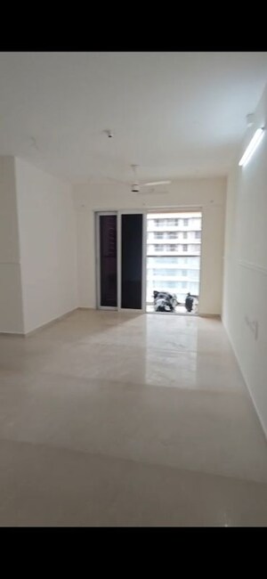 Room in 2 BHK Apartment at Millennium Court, Andheri West – for Rent