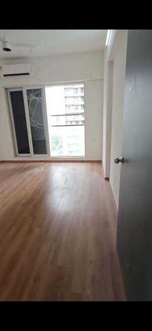 Room in 2 BHK Apartment at Millennium Court, Andheri West – for Rent