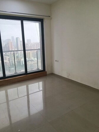 2 BHK 1100 Sq.Ft. Apartment in Rustomjee Elanza