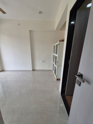 Master Bedroom in 1 BHK Apartment at Pokhran Road No Two – for Rent
