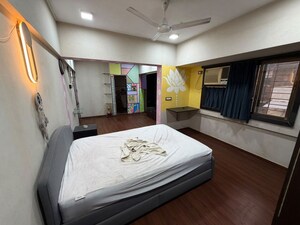 Bedroom in 3 BHK Apartment at Thakurdwar – for Sale