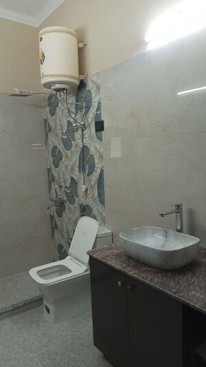 Bathroom in 4 BHK Builder Floor at Lajpat Nagar – for Rent