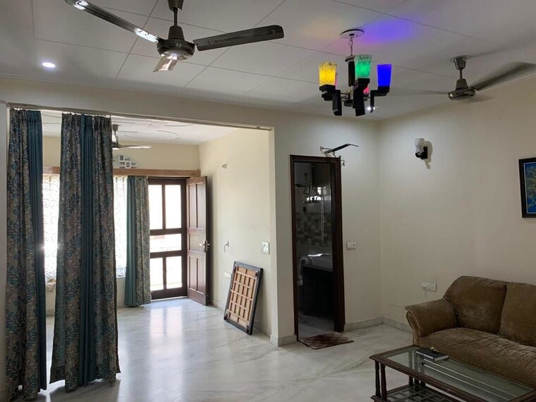 Living Room, huda-staff-colony 2 Bedroom 1400 Sq.Ft. Builder Floor In Sector 46 Gurgaon 10659272