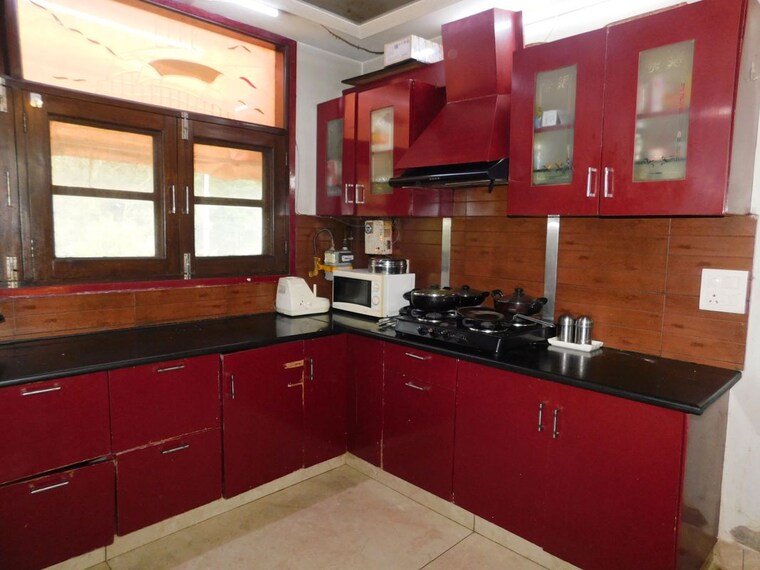 Kitchen, east of kailash 3 Bedroom 180 Sq.Yd. Builder Floor In East Of Kailash Delhi 10659288