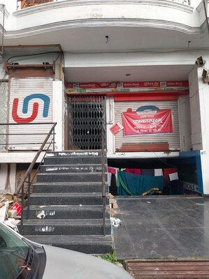  Shop For Rent in R Square Gomti Nagar, Gomti Nagar