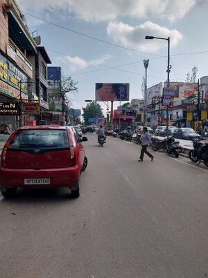 Parking in  Shop at R Square Gomti Nagar, Gomti Nagar – for Rent