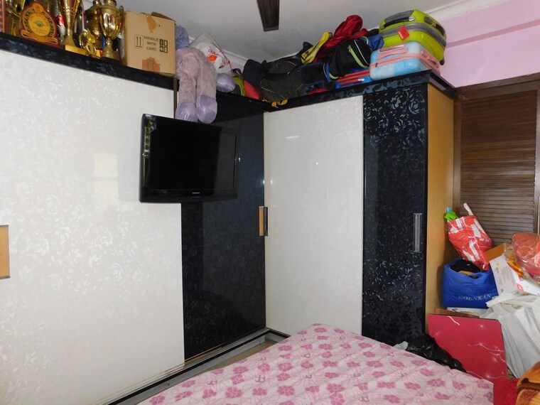 Bedroom, east of kailash 3 Bedroom 180 Sq.Yd. Builder Floor In East Of Kailash Delhi 10659315