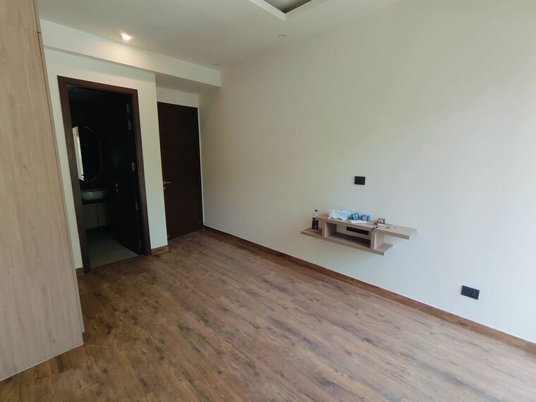 Room, raj-one-good-earth 3 Bedroom 1616 Sq.Ft. Apartment In Sector 71 Gurgaon 10659339