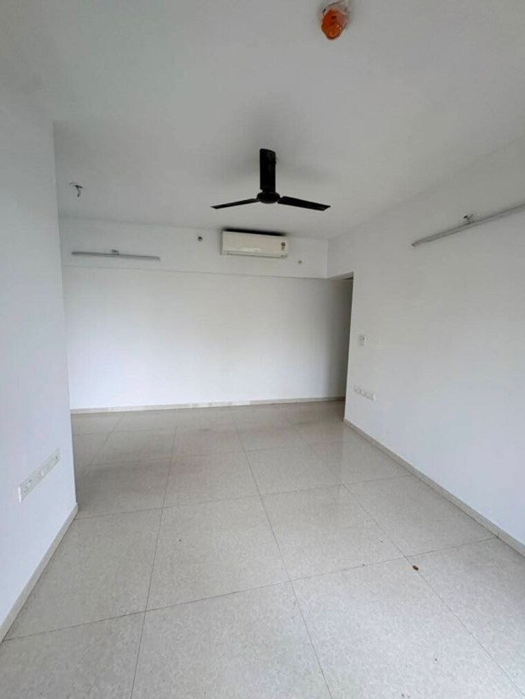 Bathroom, lodha-amara 2 Bedroom 672 Sq.Ft. Apartment In Kolshet Road Thane 10659345