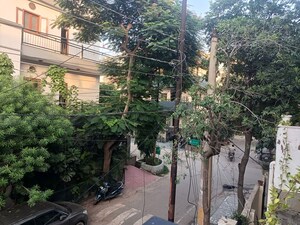 Balcony in 2.5 BHK Villa at Sector 49 – for Rent