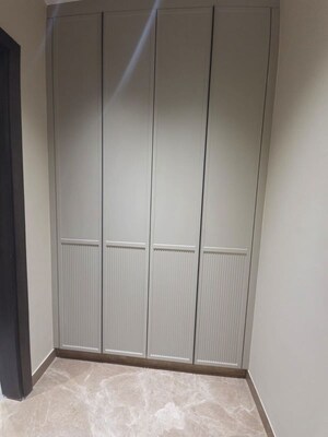 Furnished Amenities in 4 BHK Builder Floor at Rajouri Garden – for Rent