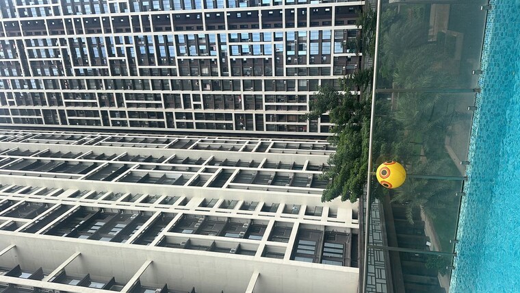 Swimming Pool, dosti-eastern-bay-phase-1 2 Bedroom 666 Sq.Ft. Apartment In Wadala Mumbai 10659414