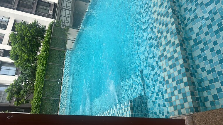 Swimming Pool, dosti-eastern-bay-phase-1 2 Bedroom 666 Sq.Ft. Apartment In Wadala Mumbai 10659414