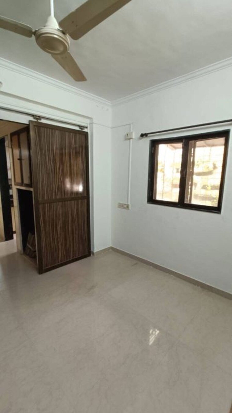 Hall, anand nagar dahisar 1 Bedroom 400 Sq.Ft. Apartment In Anand Nagar Dahisar Mumbai 10659437