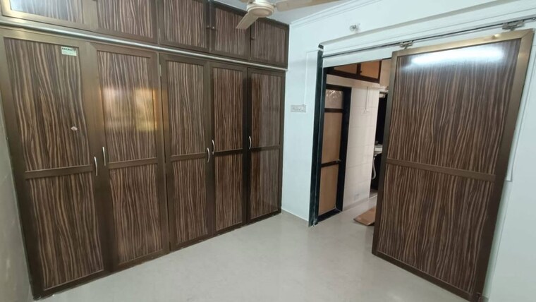 Room, anand nagar dahisar 1 Bedroom 400 Sq.Ft. Apartment In Anand Nagar Dahisar Mumbai 10659437