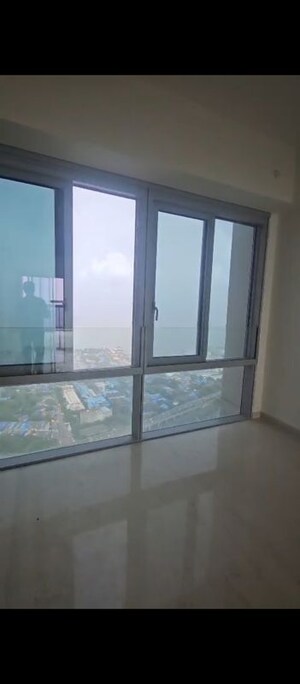 Room in 5 BHK Apartment at Piramal Aranya, Byculla – for Sale