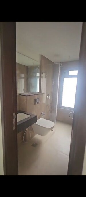 Bathroom in 5 BHK Apartment at Piramal Aranya, Byculla – for Sale
