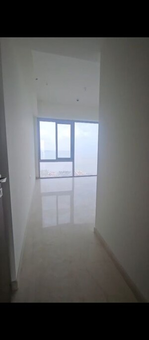 Room in 5 BHK Apartment at Piramal Aranya, Byculla – for Sale