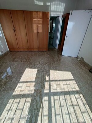 Balcony in 2 BHK Apartment at Maker Tower, Cuffe Parade – for Sale