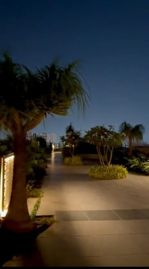3.5 BHK Apartment – Garden View at Runwal Elegante, Andheri West - for Sale