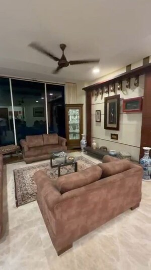 3.5 BHK Apartment For Sale in Runwal Elegante, Andheri West