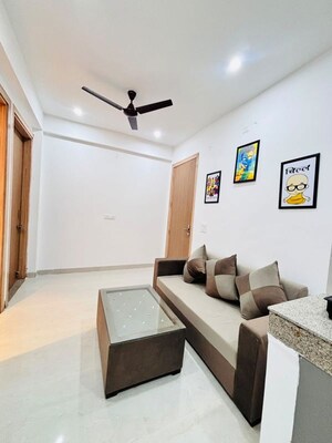 Team Area in 2 BHK Builder Floor at Sector 57 – for Rent