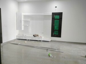 Room in 2 BHK Independent House at Sector 21 – for Rent