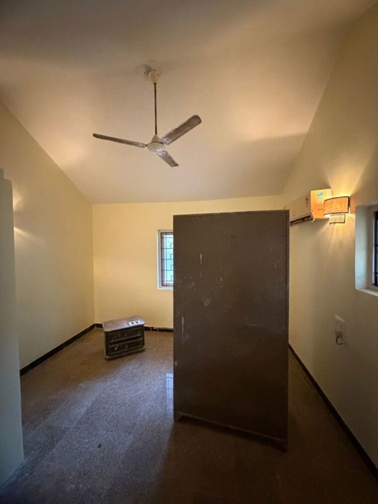 Room, mapusa 3 Bedroom 2500 Sq.Ft. Villa In Mapusa Goa 10659474
