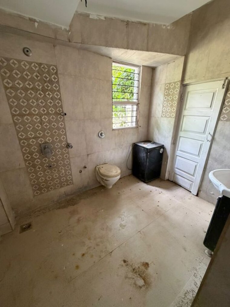 Bathroom, mapusa 3 Bedroom 2500 Sq.Ft. Villa In Mapusa Goa 10659474