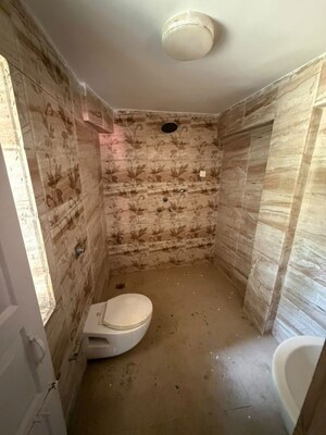 Bathroom in 3 BHK Villa at Mapusa – for Rent