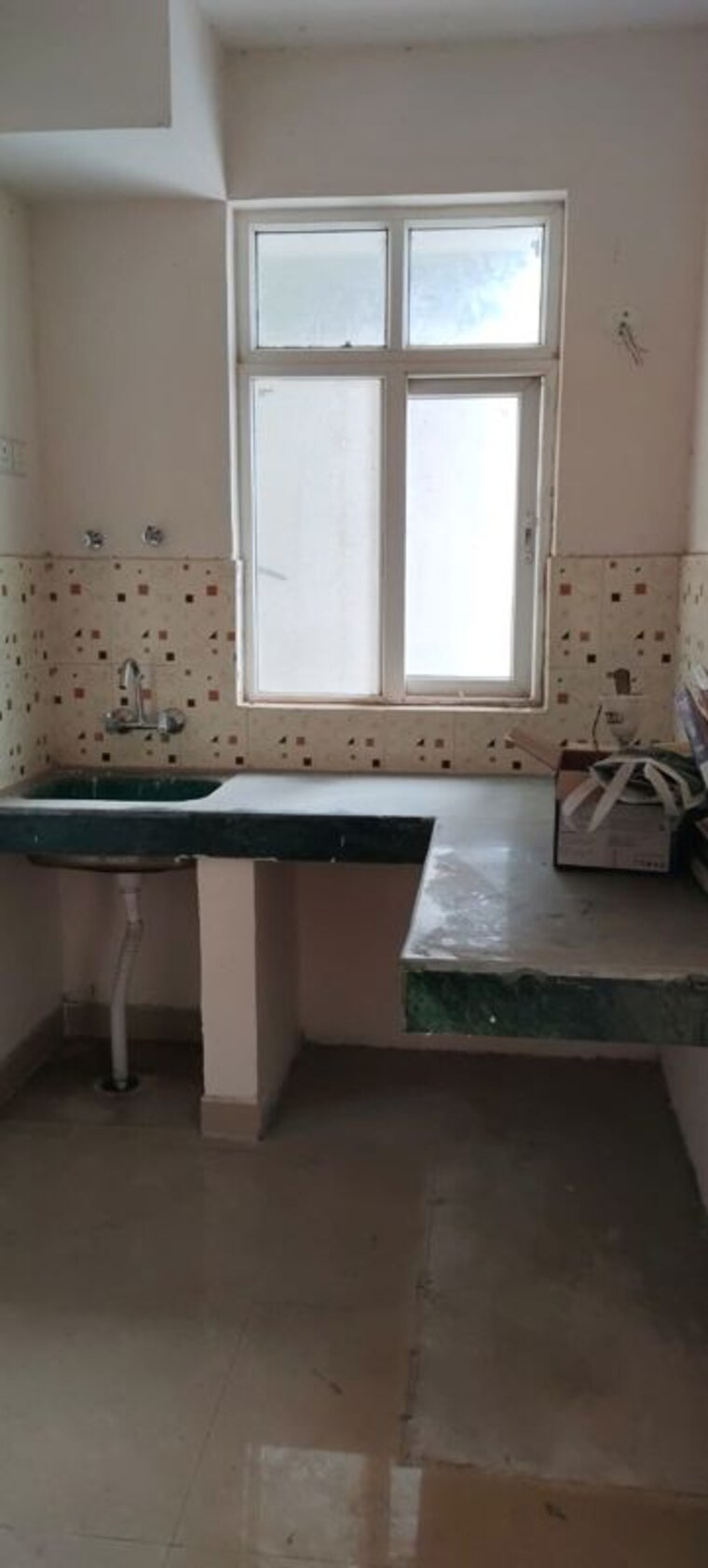 Kitchen, zara-rossa 2 Bedroom 950 Sq.Ft. Apartment In Sector 112 Gurgaon 10659511