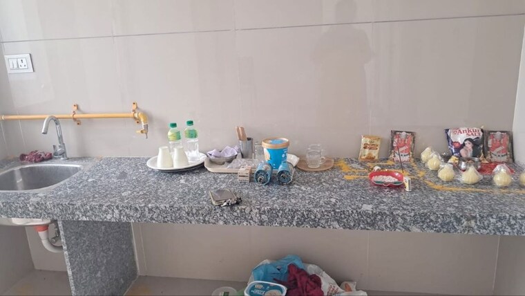 Room, ambawadi 1 Bedroom 720 Sq.Ft. Apartment In Ambawadi Ahmedabad 10659455